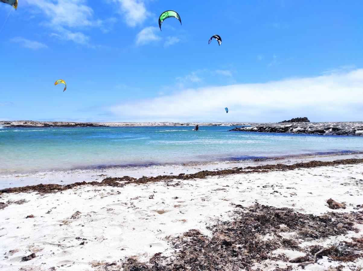 Enjoy Cotillo Esterno foto